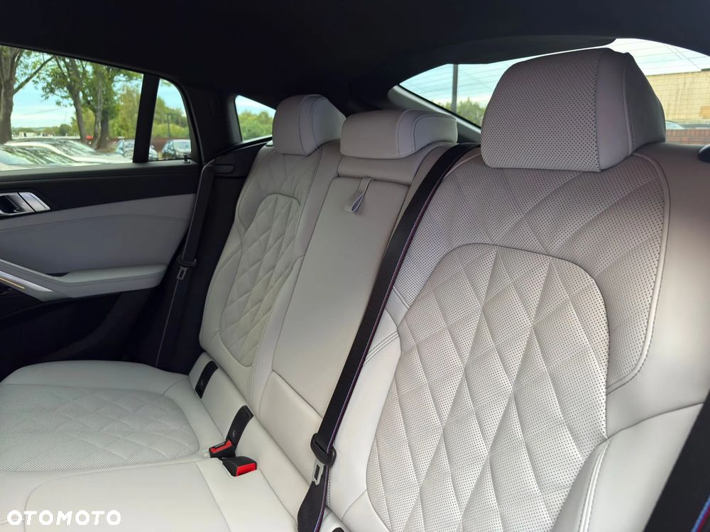 BMW X6 xDrive30d mHEV - 18
