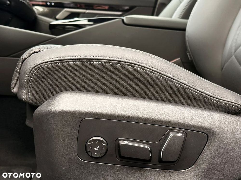 BMW Seria 5 520d - 25