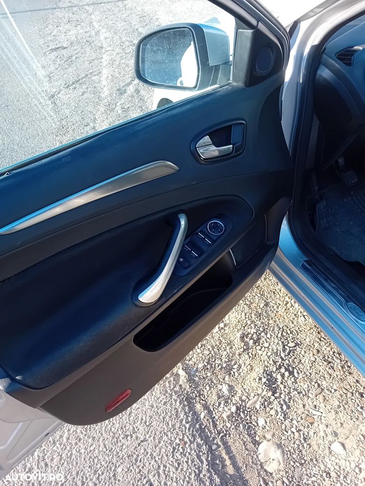 Ford Mondeo 2.0 TDCI Business Edition - 9