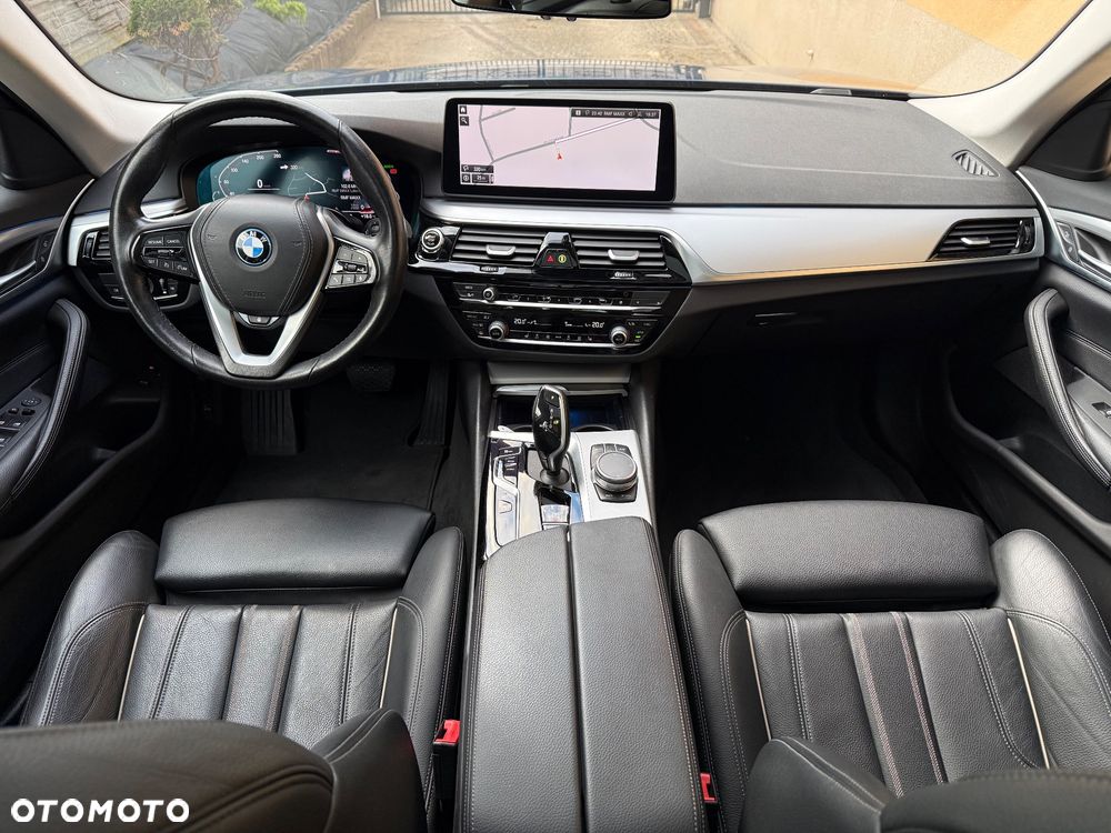 BMW Seria 5 530e M Sport sport - 25
