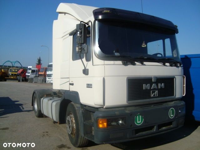 MAN F2000 19.403 19.463  NA CZĘŚCI SILNIK SKRZYNIA 4X2 4X4 - 1