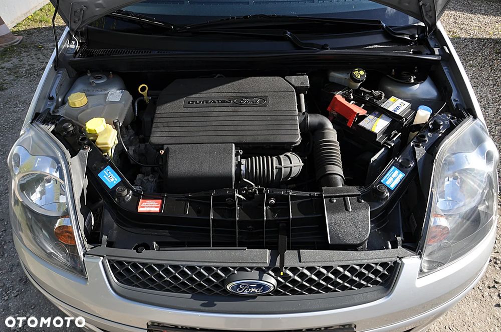 Ford Fiesta 1.3 Style - 27