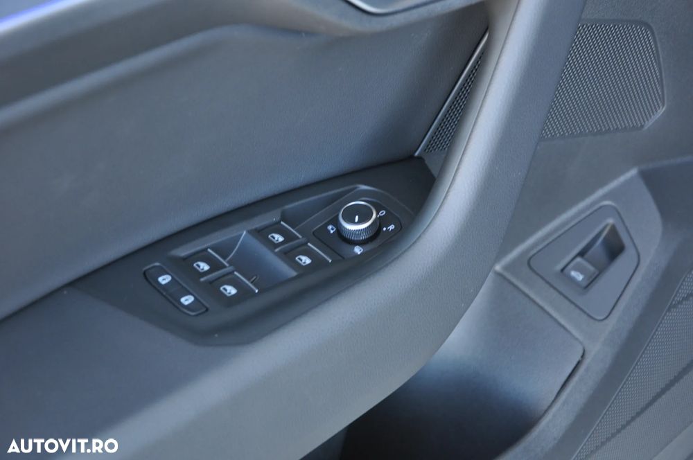 Volkswagen Touareg V6 TDI 4MOTION R-Line - 13