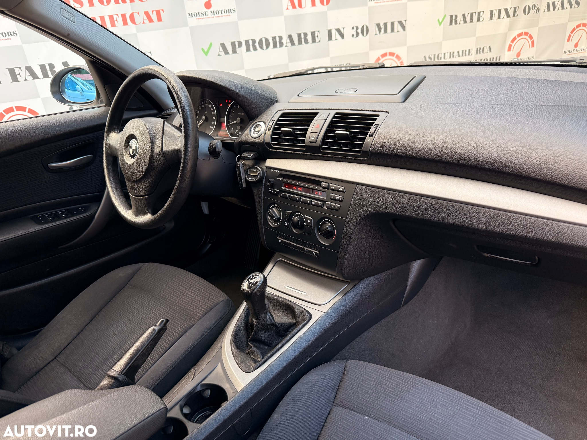 BMW Seria 1 116i - 8