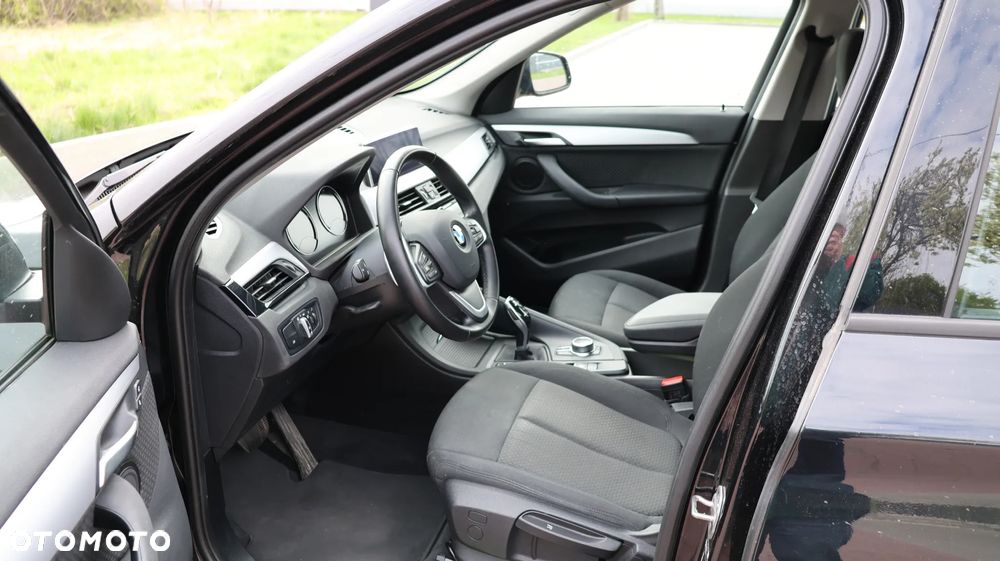 BMW X1 sDrive18d Advantage - 12