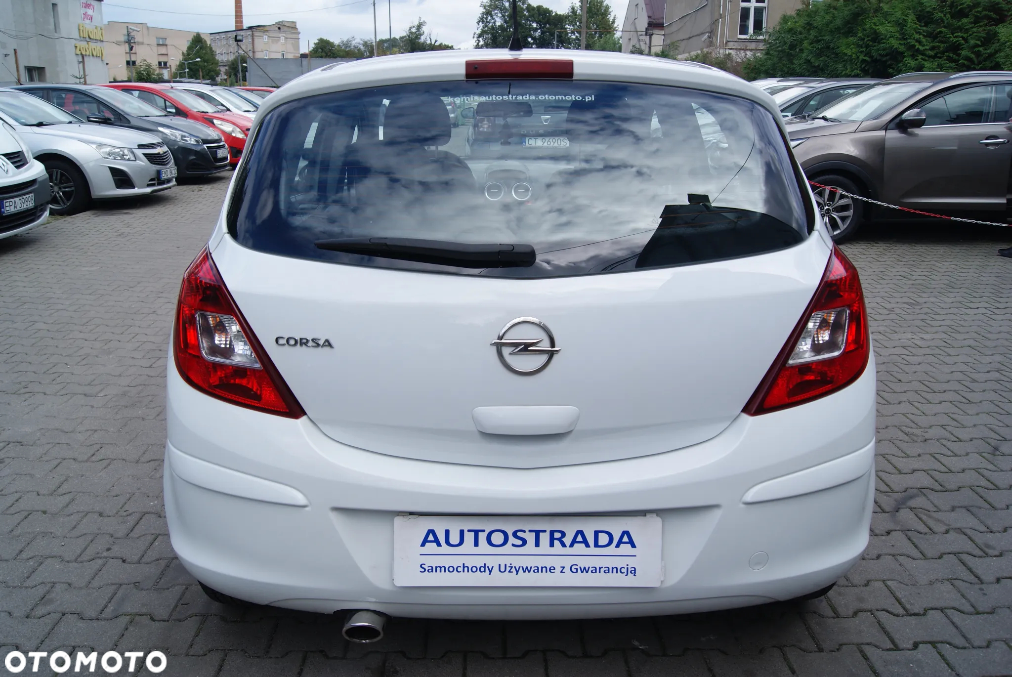 Opel Corsa 1.2 16V Essentia - 4