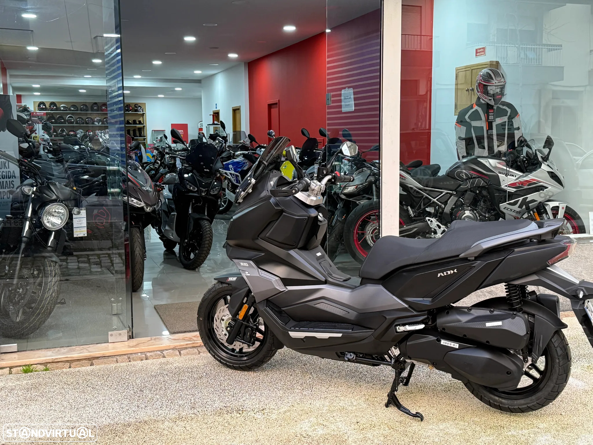 Sym ADX 300 ABS Serviço - Desde 68,27€ Mês - 34