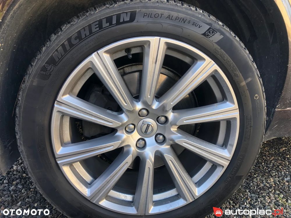 Volvo XC 90 D5 SCR AWD Inscription 7os - 22