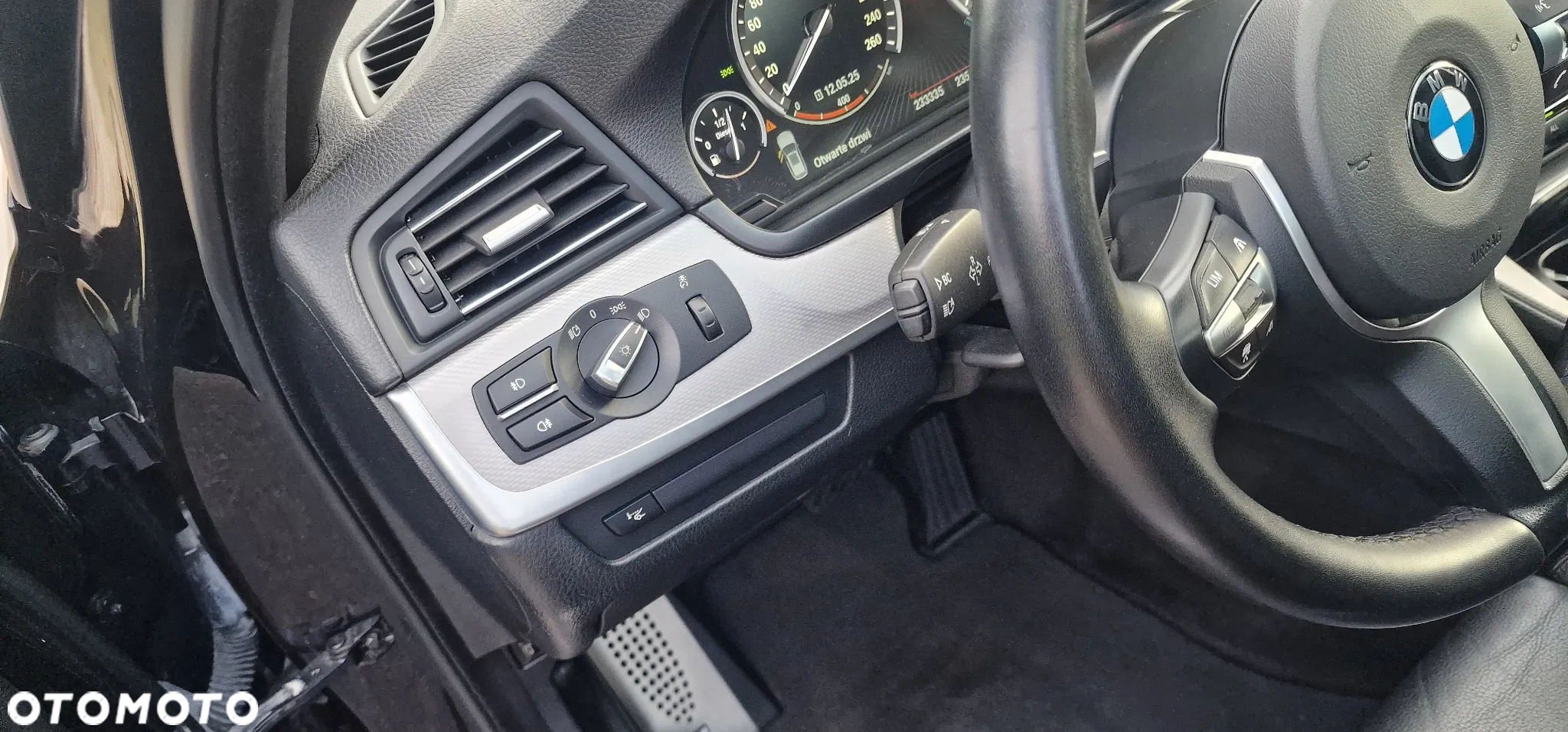BMW Seria 5 520d Touring - 14