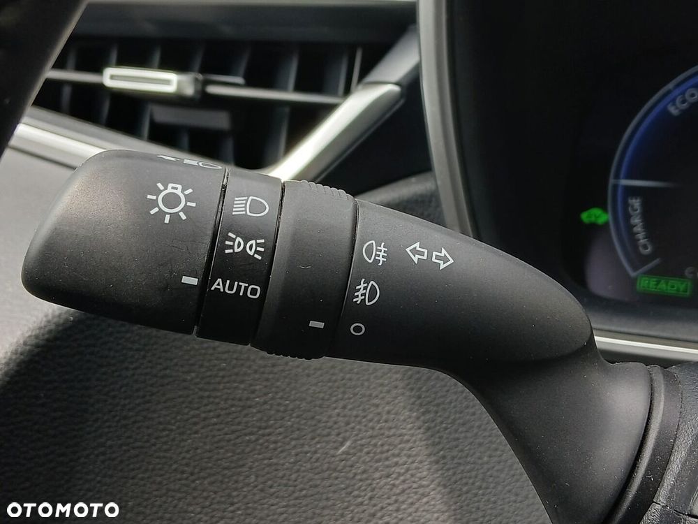 Toyota Corolla 1.8 Hybrid Style - 30