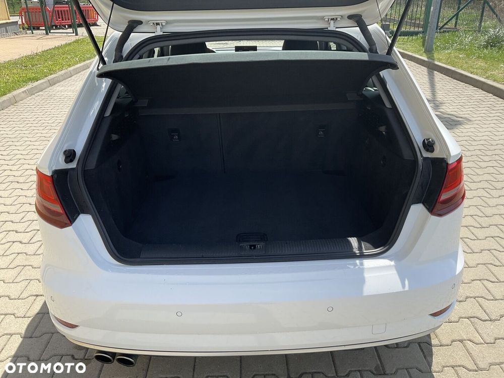 Audi A3 Sportback - 33