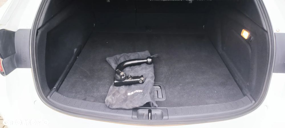 Toyota Corolla 2.0 Hybrid Comfort - 8