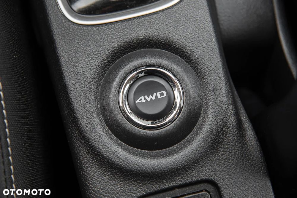 Mitsubishi Outlander 2.2 DI-D 4WD Automatik Diamant Edition - 24