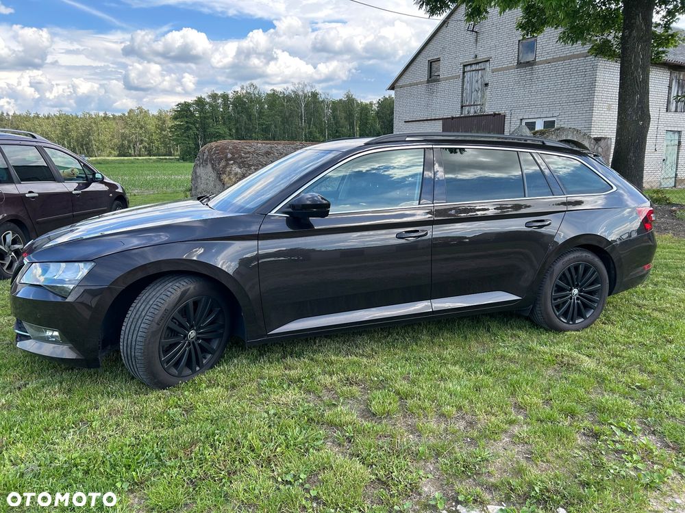 Skoda Superb 2018 photo 4
