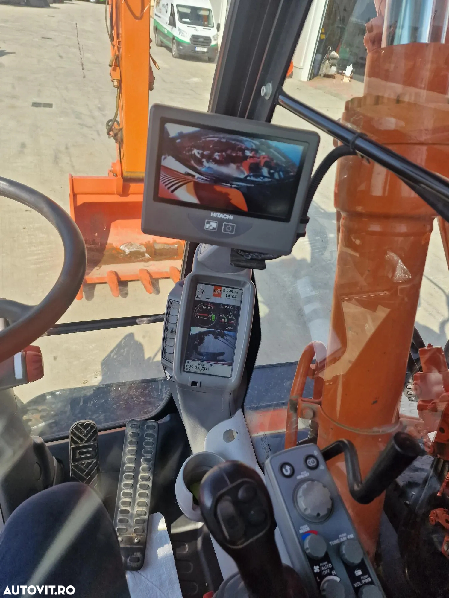 Hitachi EXCAVATOR PE ROTI, 3 brate excavare, LAMA+CALE, cupa NOUA 1,2m latime, Masa operationala 17,2t, Inst picon, A doua inst hidr, 2018, 2.993h, hidraulica HITACHI, anv noi, posibilitate leaisng 3 ani, PROMOTIE 99.900 EUR+Tva - 8