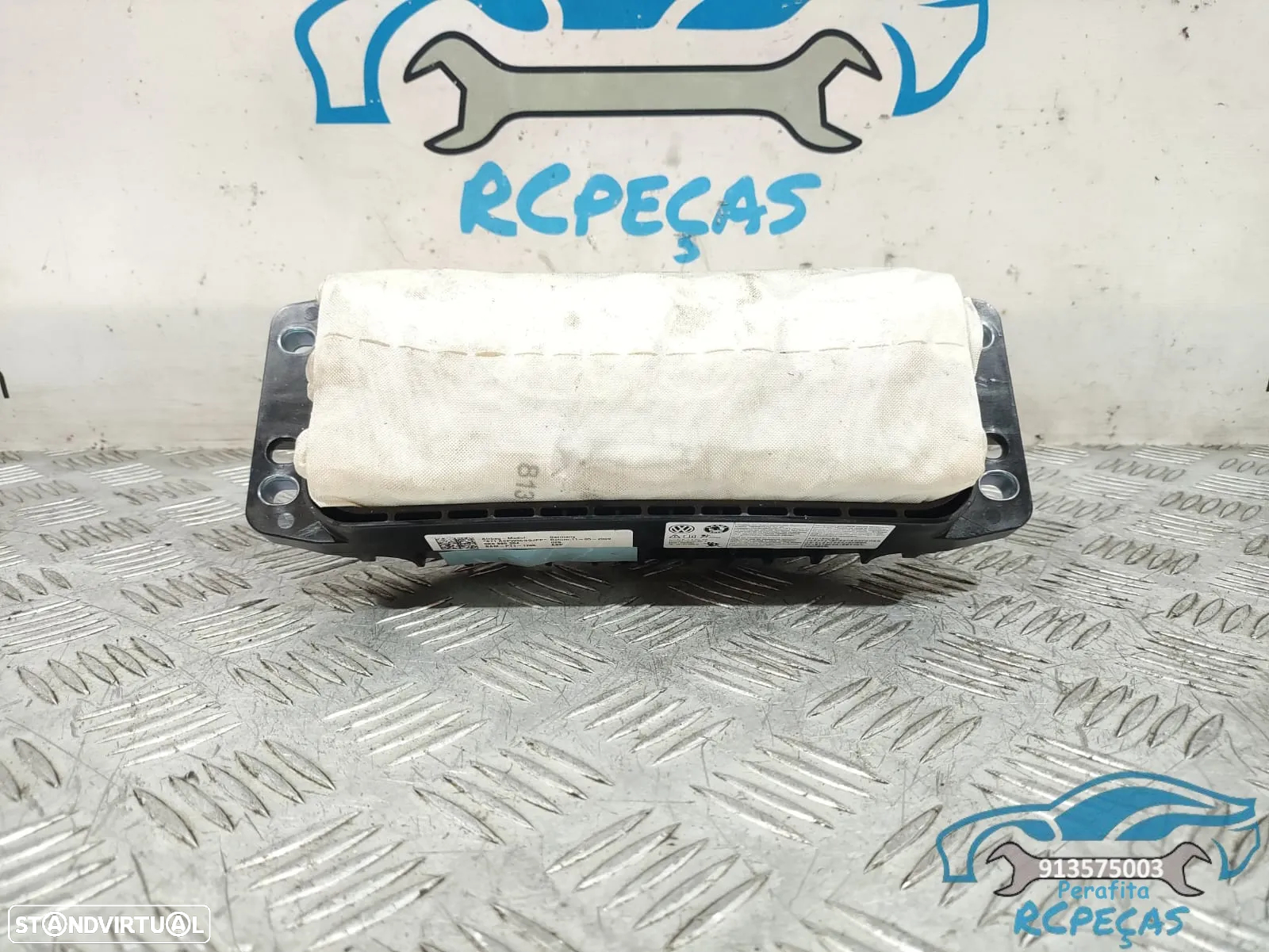 Airbag Passageiro / Tablier Volkswagen VW Eos | Golf | Tiguan | Scirocco - 5K0880204 - 2