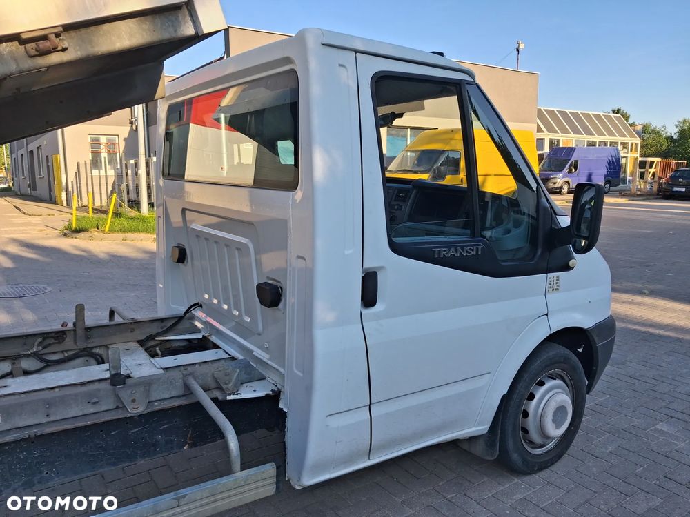 Ford Transit - 9