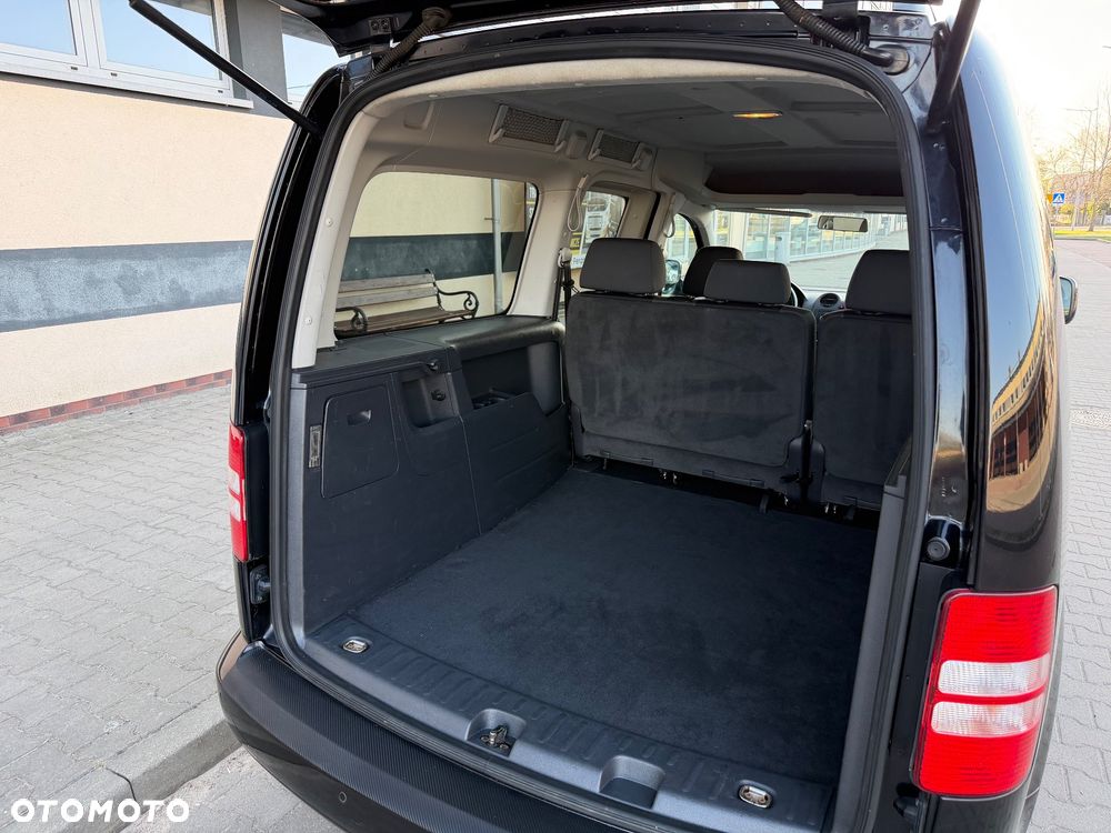 Volkswagen Caddy Maxi Highline - 19