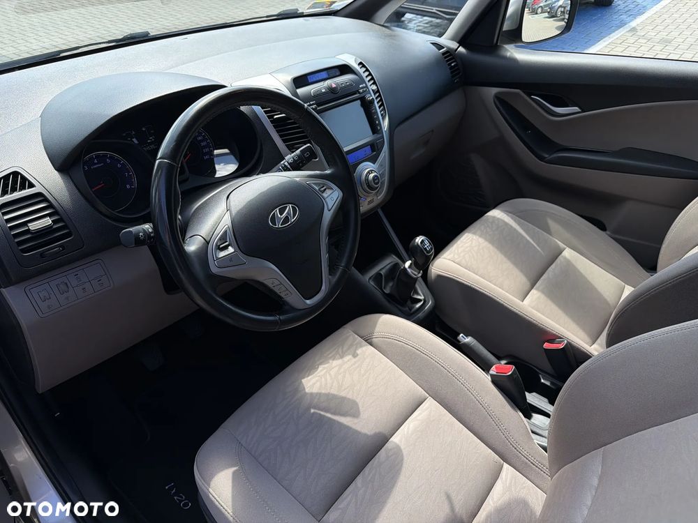 Hyundai ix20 1.6 BlueDrive Comfort - 10