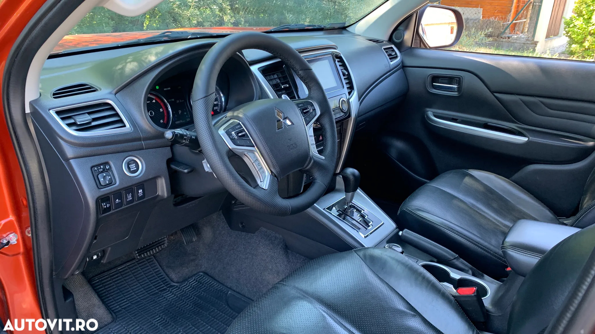 Mitsubishi L200 Double Cab 2.2 DI-D A/T Instyle - 19
