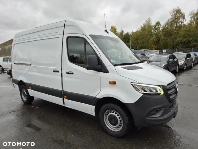 Mercedes-Benz Sprinter 317 - 1