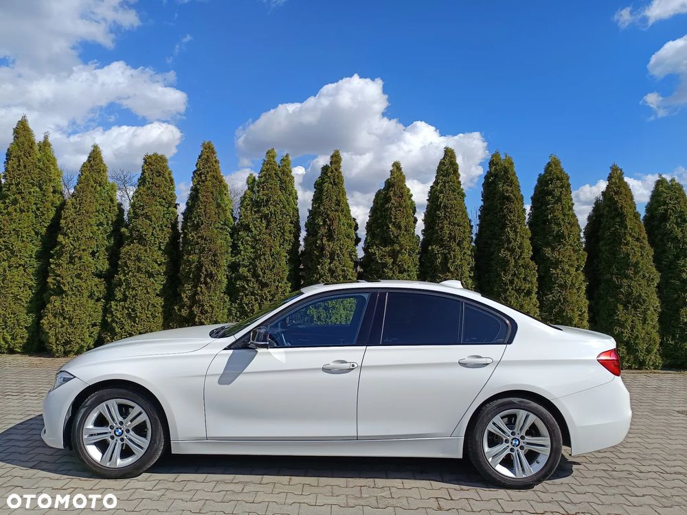 BMW Seria 3 316d Edition M Sport Shadow - 10