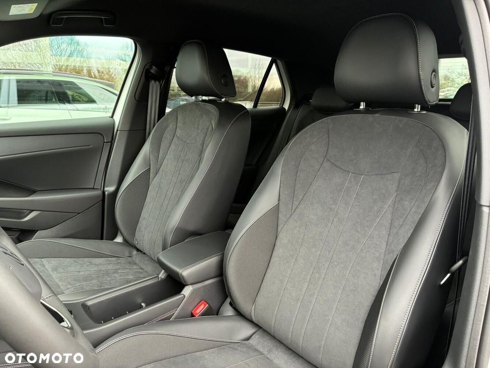 Volkswagen T-Roc - 6