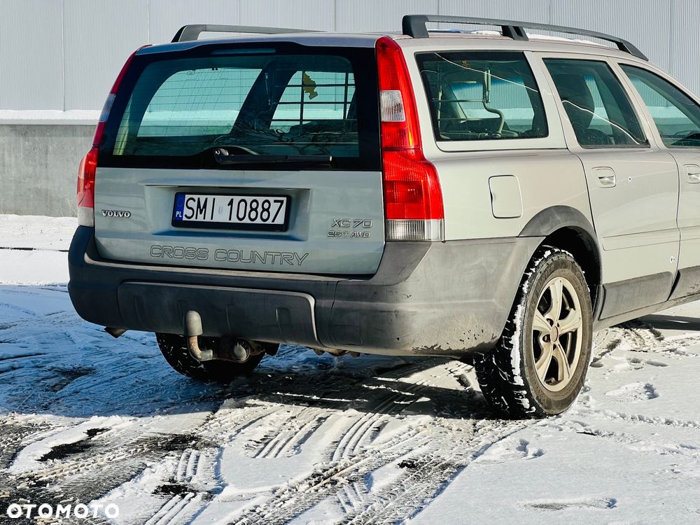Volvo XC 70 AWD Momentum - 16