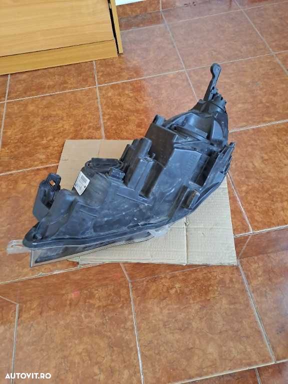 Far dreapta Opel Astra J Facelift original Europa cod 13371596 - 5
