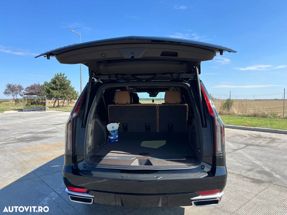 Cadillac Escalade 6.2 V8 ESV Platinum - 21