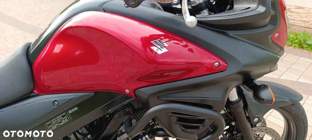 Suzuki V-STROM - 27