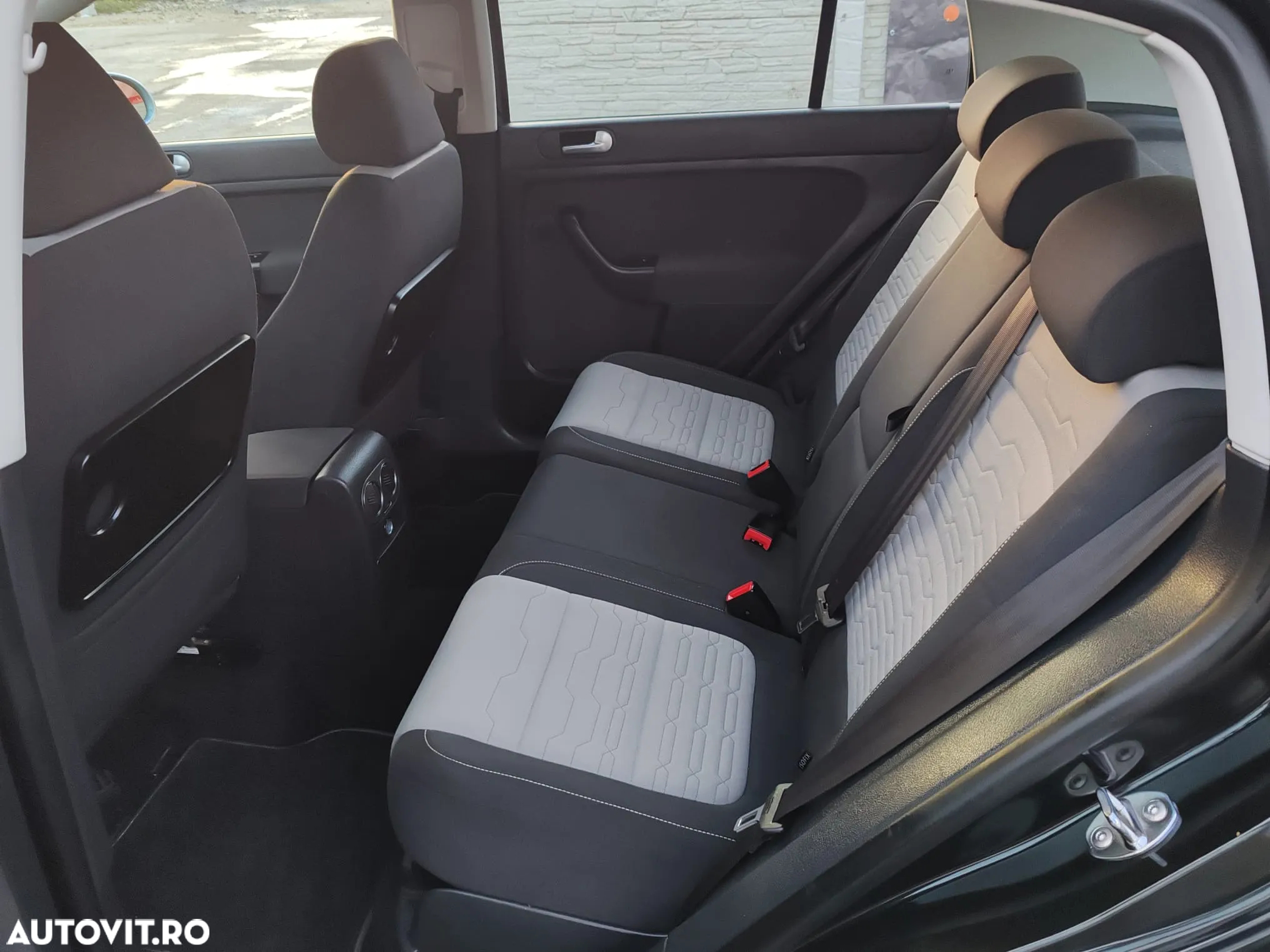Volkswagen Golf Plus - 14