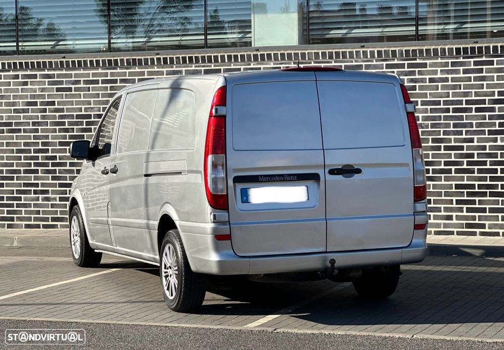 Mercedes-Benz Vito - Automática - 6