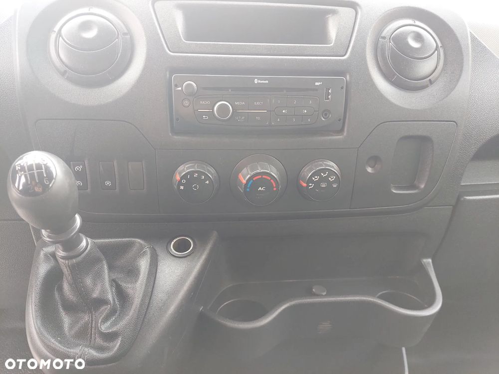 Renault Master L3H2 Doka 7-osób - 24
