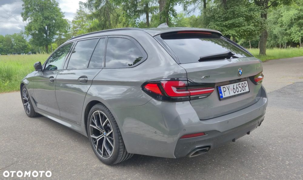 BMW Seria 5 520d xDrive mHEV M Sport sport - 9