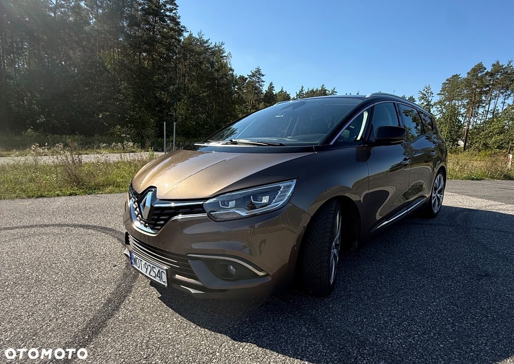 Renault Grand Scenic - 9