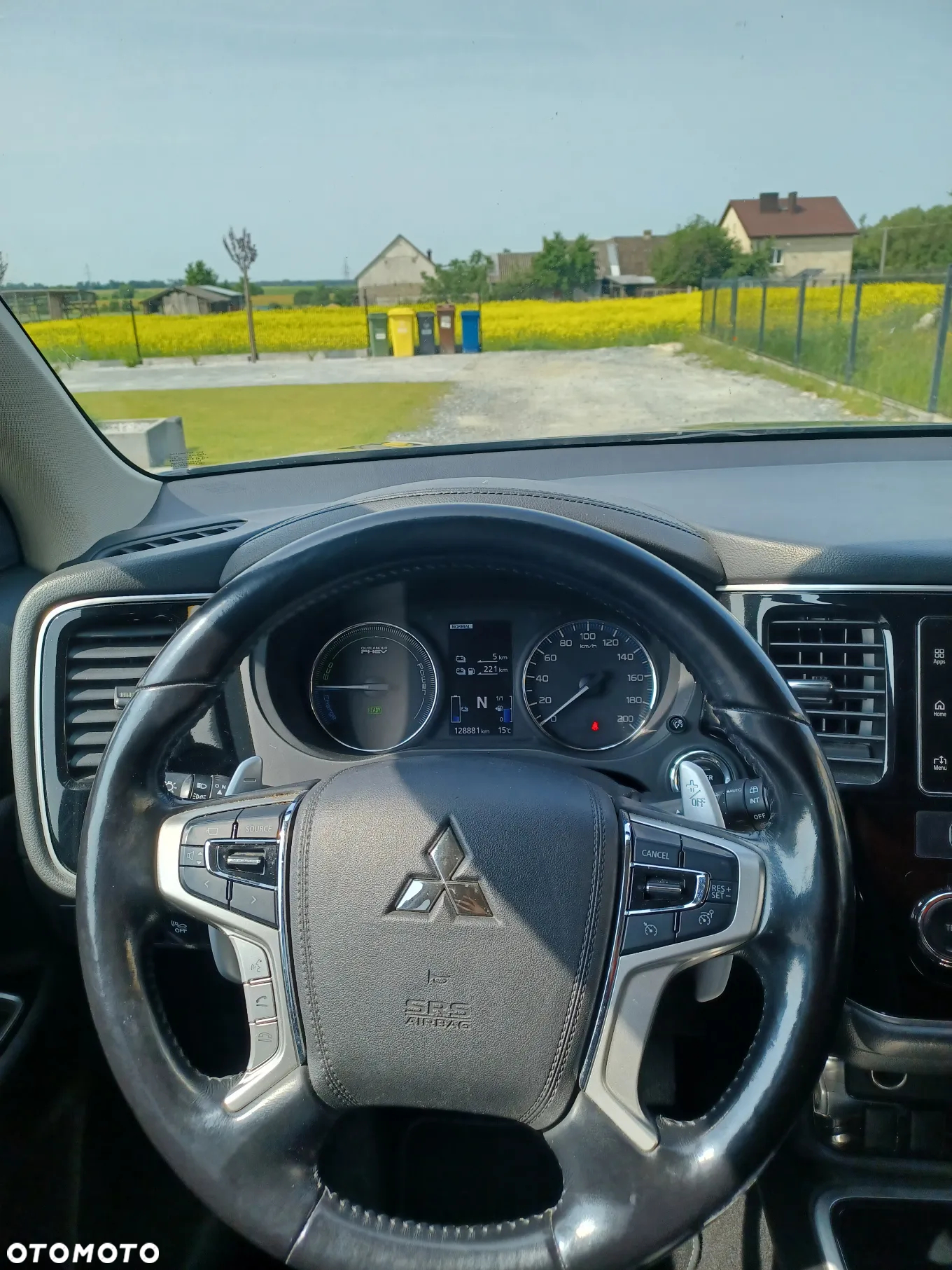 Mitsubishi Outlander 2.0 4WD Plug-In Hybrid Plus - 18