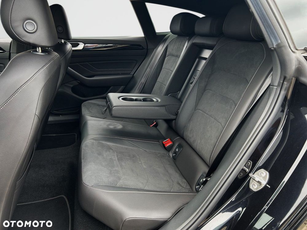 Volkswagen Arteon 2.0 TSI R-Line DSG - 11