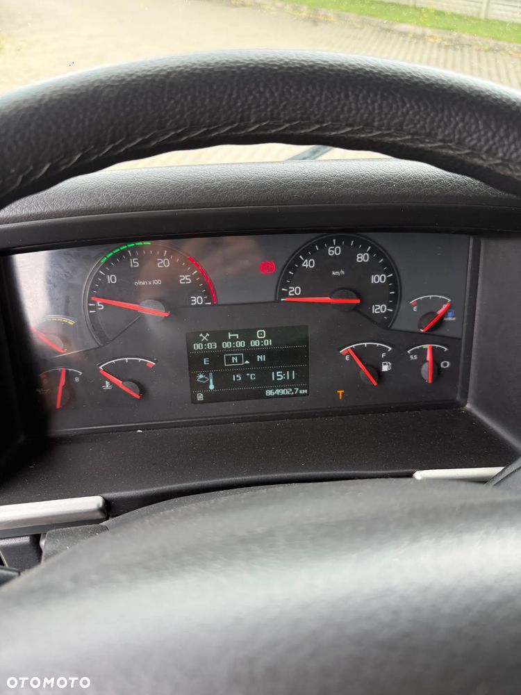 Volvo FM 300 - 2