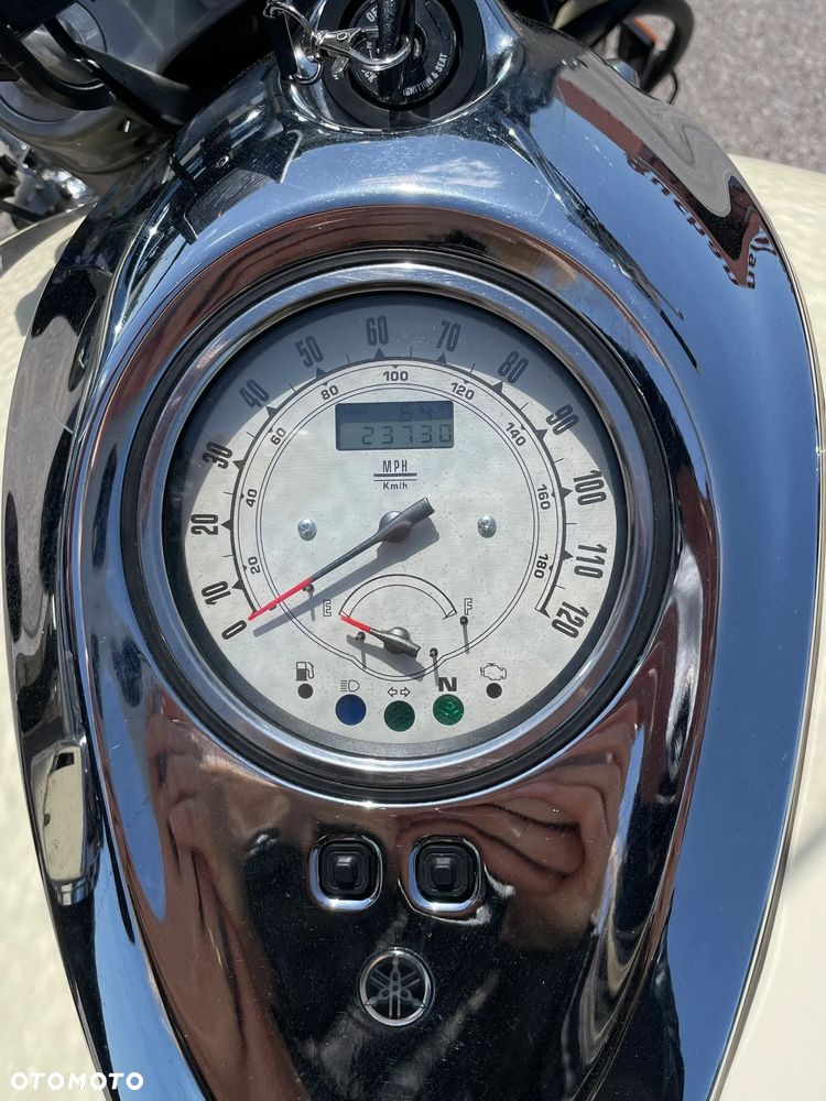 Yamaha Road Star - 8