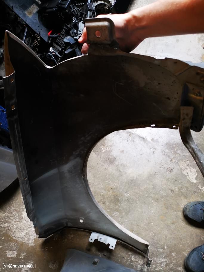 AUDI A6 GUARDA LAMAS ESQUERDO - GL051 - 6