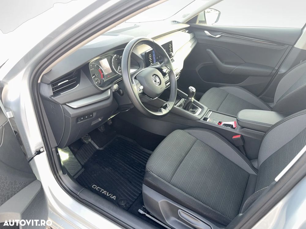 Skoda Octavia 1.5 TSI Ambition - 9