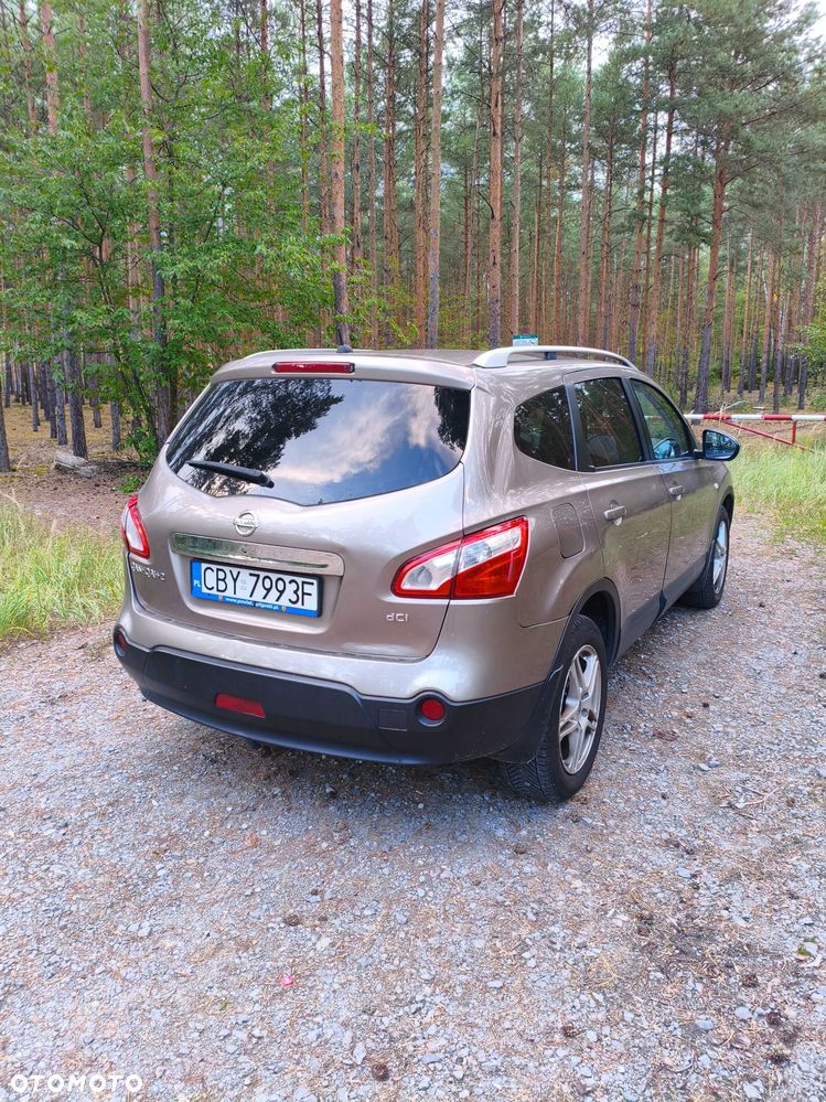 Nissan Qashqai+2 - 2