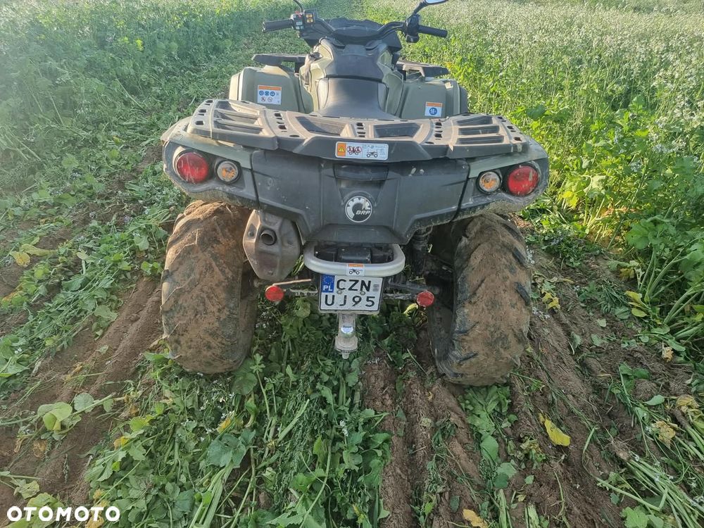 Can-Am Outlander - 4