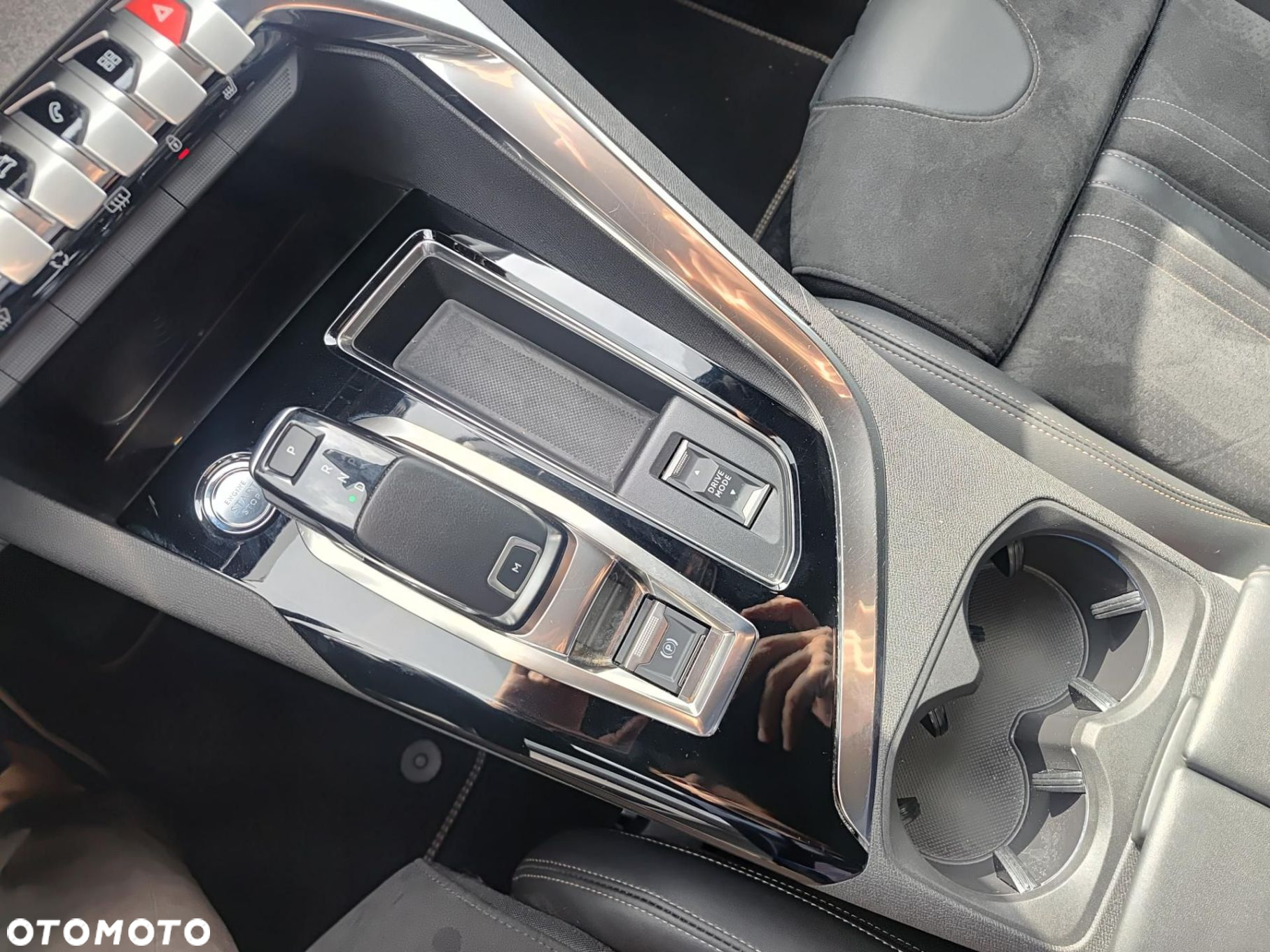Peugeot 5008 1.6 PureTech GT Pack S&S EAT8 - 36