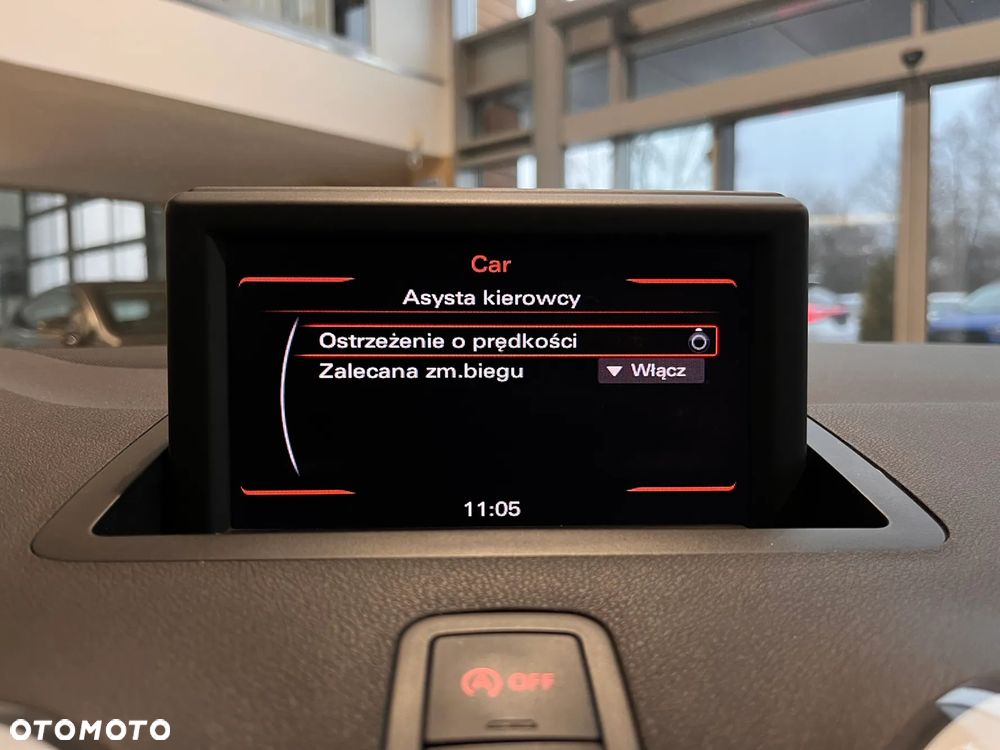 Audi A1 Sportback 1.6 TDI S line Sportpaket - 25