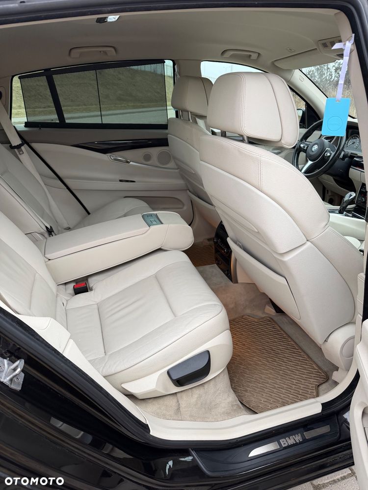 BMW 5GT 535d xDrive Tursimo Modern Line - 13