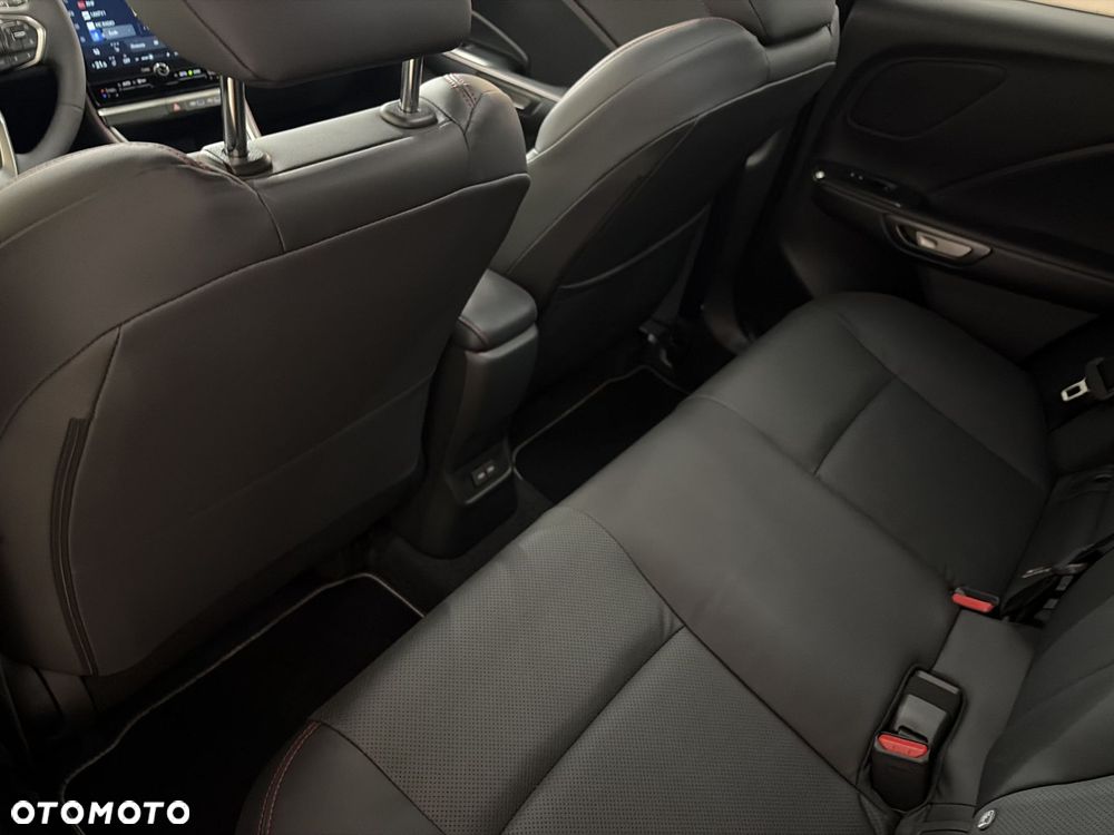 Lexus LBX 1.5 Hybrid Emotion - 10