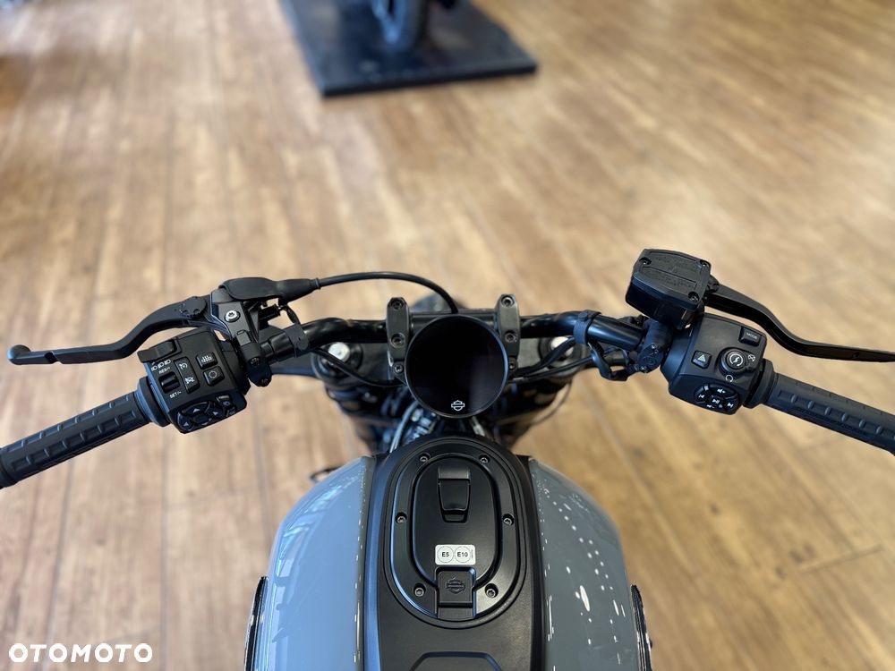 Harley-Davidson Sportster - 8