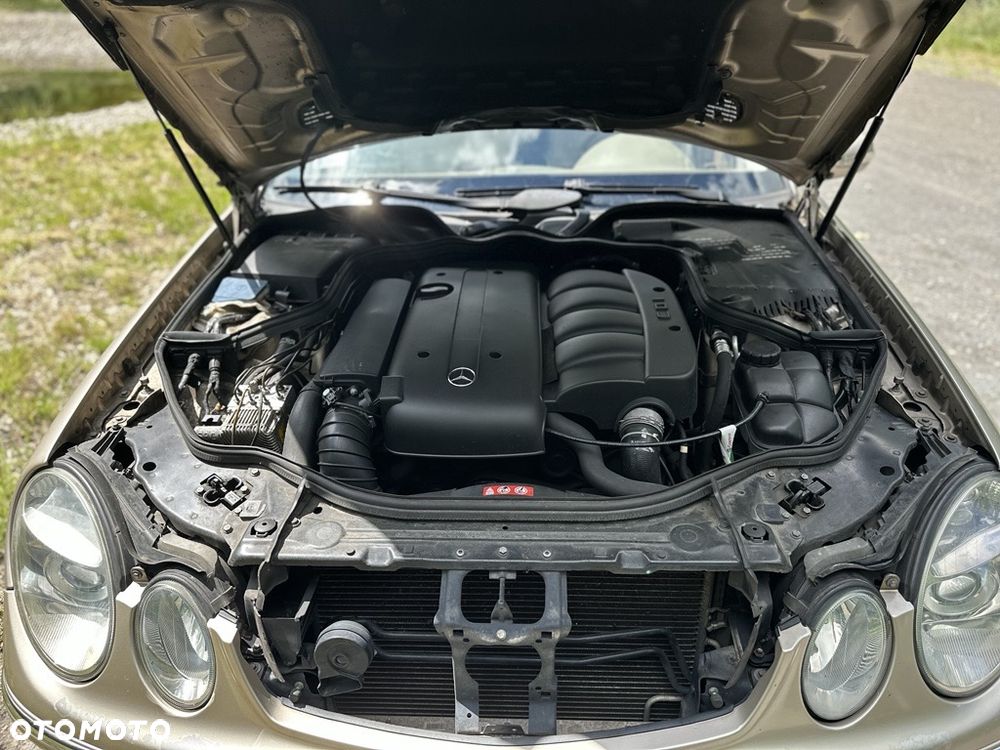 Mercedes-Benz Klasa E - 11